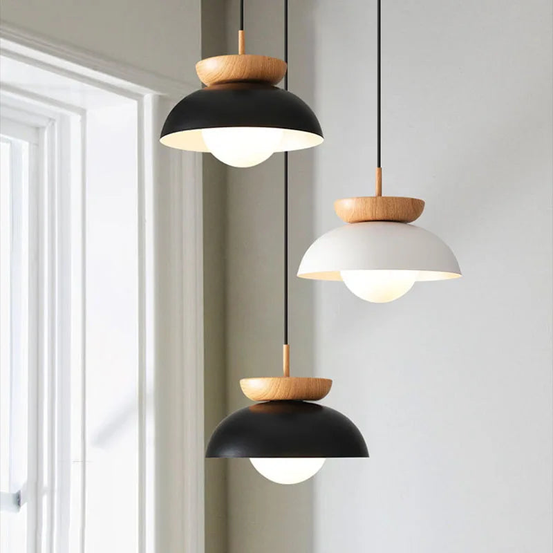Suspension style américain en métal et bois pour restaurant
