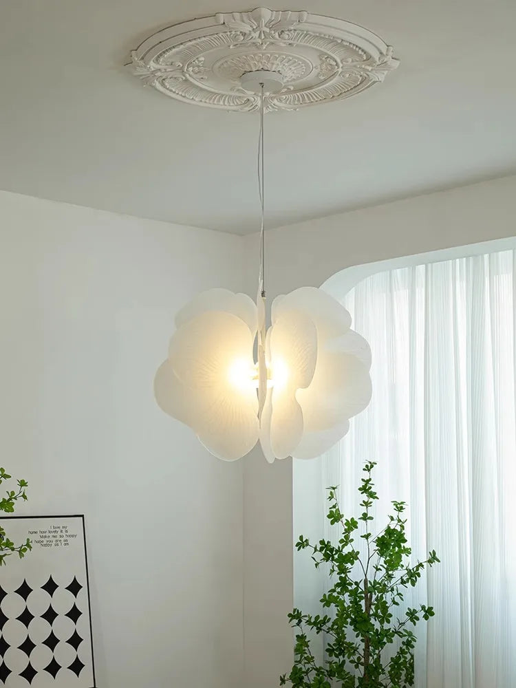 suspension en acrylique forme de papillon pour décoration intérieure - vue 4 sur 7