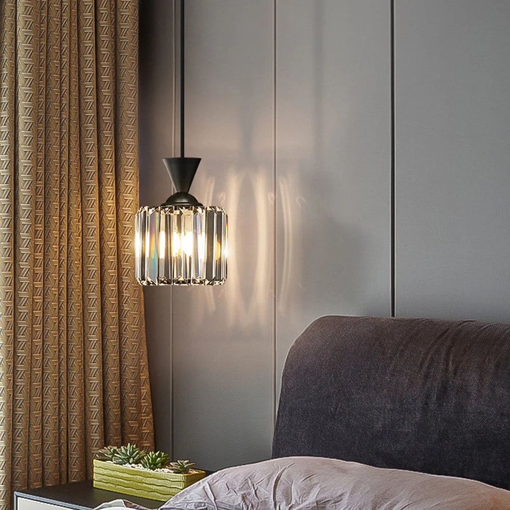 lampe suspendue en cristal design moderne pour intérieurs variés - vue 3 sur 10
