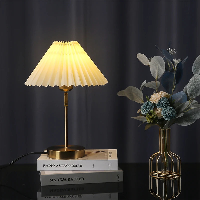 Moderne LED-Schreibtischlampe im nordischen Retro-Stil, verstellbar - vue 5 sur 7