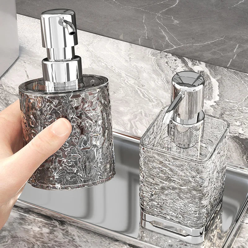 distributeur de savon rechargeable en acrylique pour usage quotidien - vue 3 sur 10