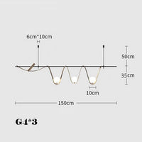 Minimalistische LED-Pendelleuchte in Gold mit dekorativem Design