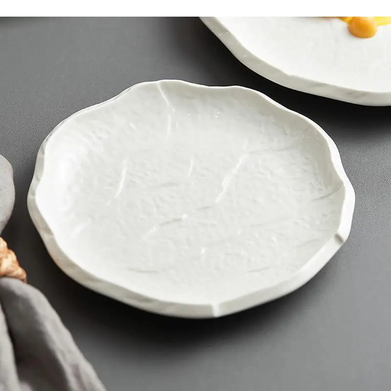 Assiettes céramique forme irrégulière style moderne cuisine