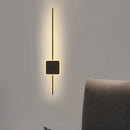 Dekorative minimalistische Wandleuchte für TV-Hintergrund
