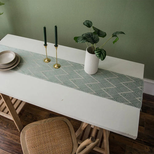 Chemin de table brodé motifs géométriques style bohème
