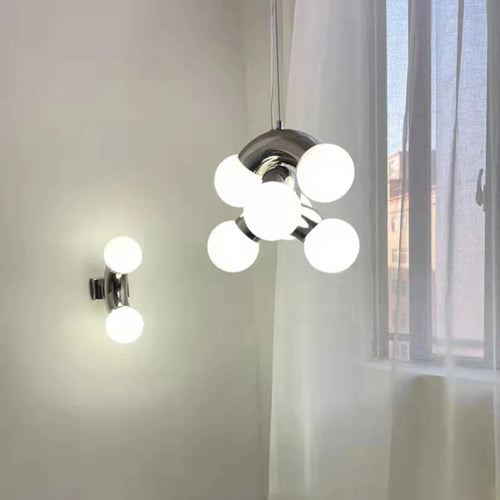 Pendelleuchte aus Metall und weißem Glas für modernes Interieur - vue 3 sur 8