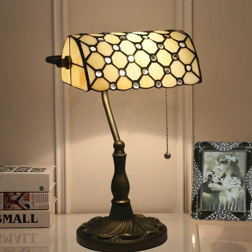 Vintage Nachttischlampe aus Buntglas für die Innendekoration - vue 2 sur 8