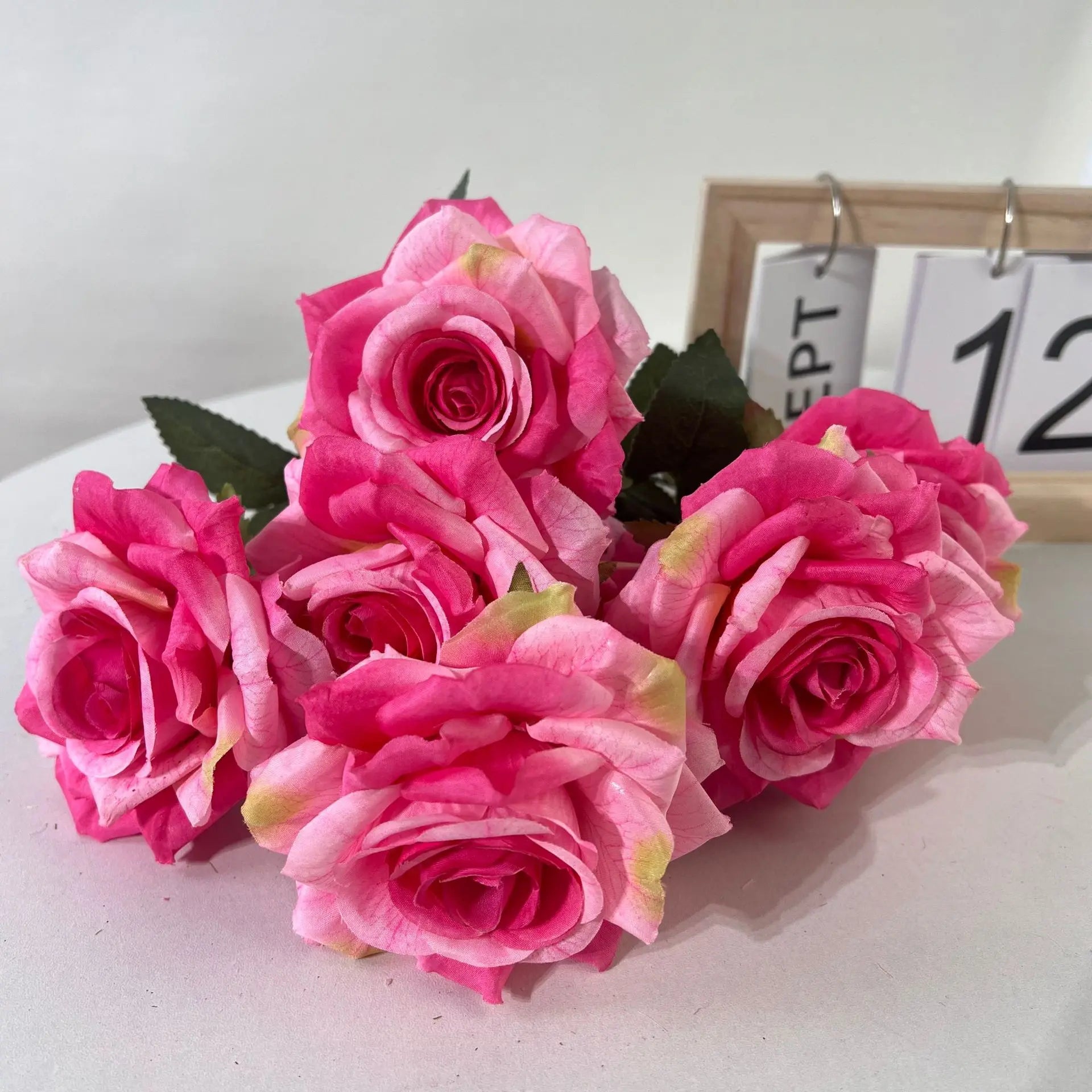bouquet de roses artificielles en soie décoratives pour intérieur - vue 9 sur 15