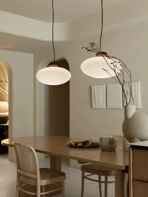 Kronleuchter aus Glas und Holz im Retro-Design für Ihre Inneneinrichtung - vue 4 sur 8