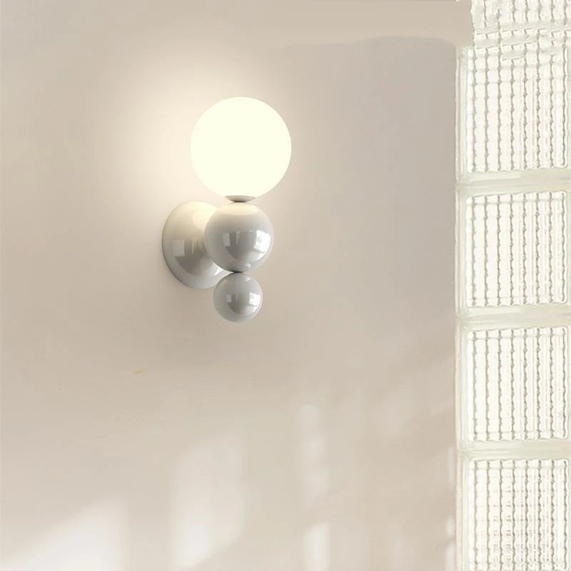 applique murale led en métal avec boule acrylique - vue 4 sur 12