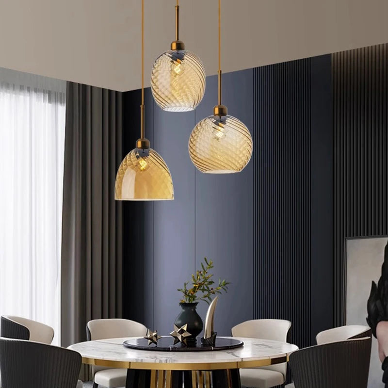 Suspension nordique forme en verre fumé pour éclairage intérieur - vue 6 sur 18