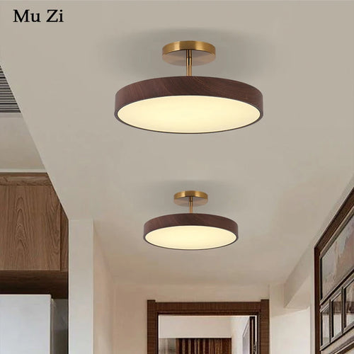 Moderner runder Deckenleuchte in Holzoptik für ein elegantes Interieur