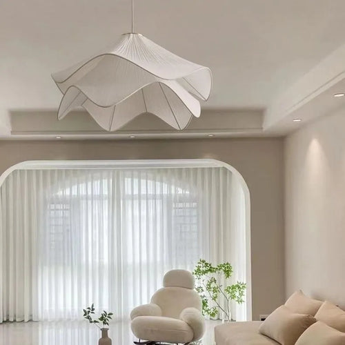 Skandinavischer Kronleuchter im Creme-Stil für ein gemütliches Zuhause - vue 4 sur 6