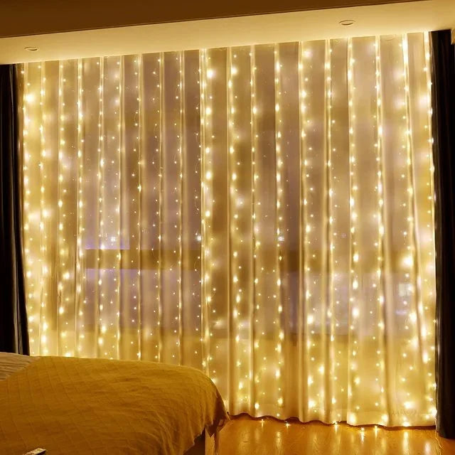 LED-Lichterkette mit Fernbedienung und 8 dekorativen Modi