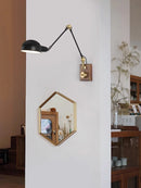 Moderne Wandleuchte mit langem Arm – dekorative Innenleuchte