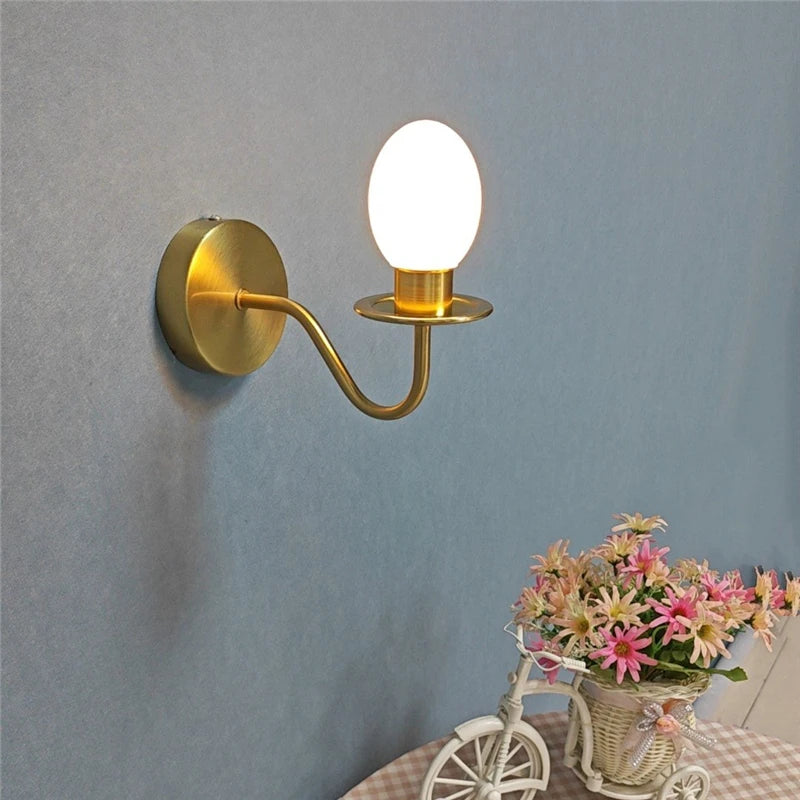 Moderne Wandleuchte in Ei-Form – Kreatives und minimalistisches Design - vue 3 sur 8