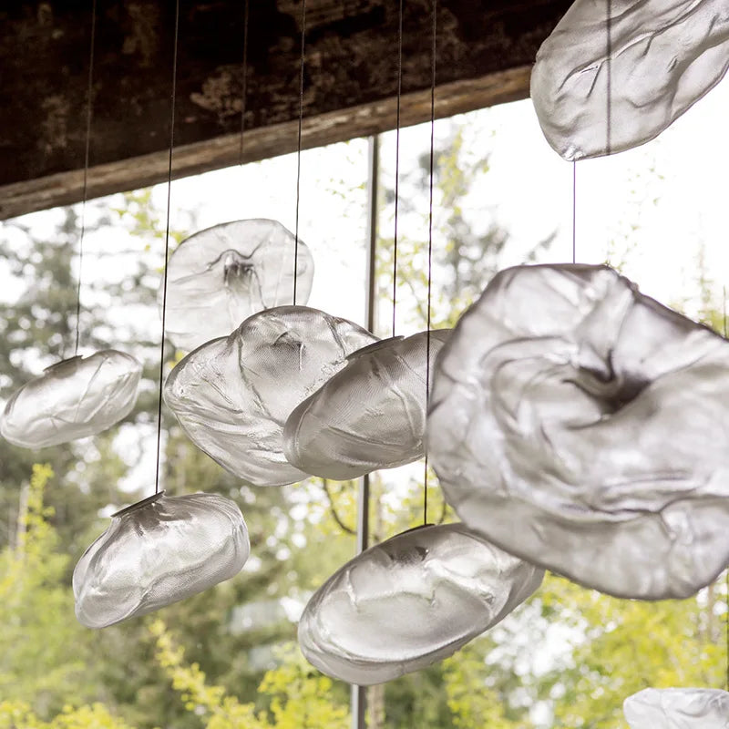 lustre moderne 	 en verre pour restaurant et magasin de vêtements