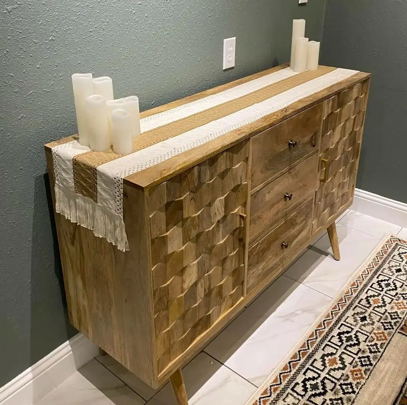 Chemin de table bohème beige à pompons géométriques