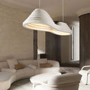 LED-Pendelleuchte im minimalistischen nordischen Wabi-Sabi-Design