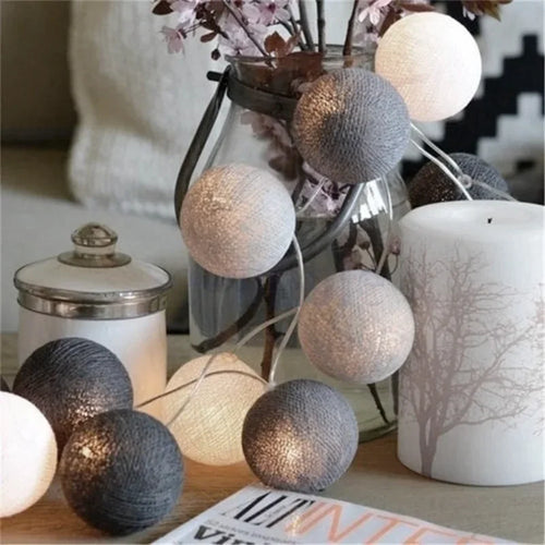 Cotton Ball Garland Lights String, Fairy Lights, Christmas, XmasHoliday Wedding Party, Baby Bed, Outdoor Decorations, 6m, 40 LED - vue 4 sur 16