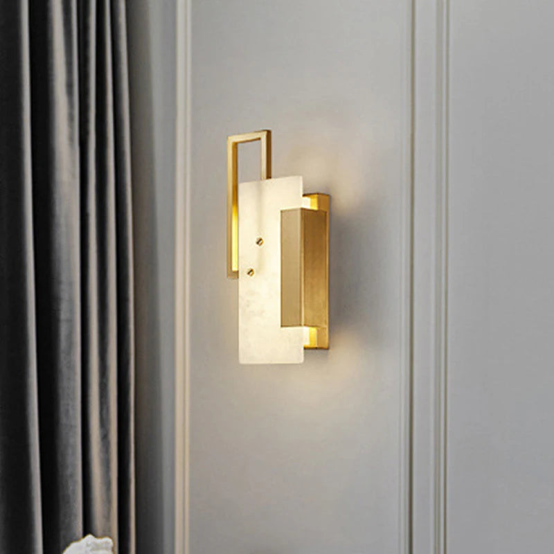 applique murale led luxueuse en marbre naturel et cuivre doré - vue 4 sur 7