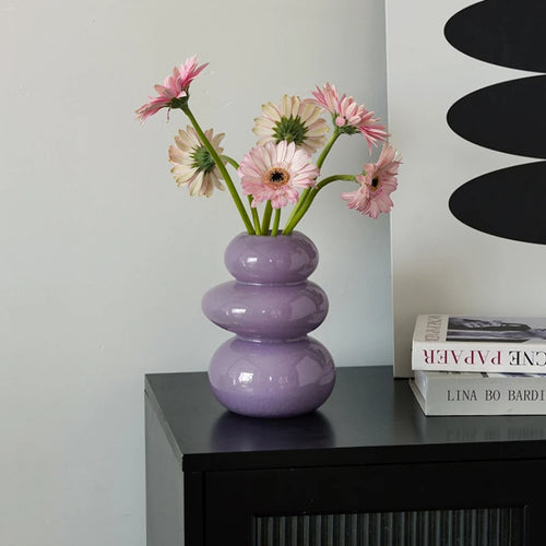 vase médiéval pour arrangement floral en verre élégant