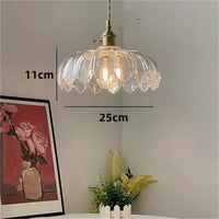 Vintage Pendelleuchte aus gefärbtem Glas für stilvolle Inneneinrichtung