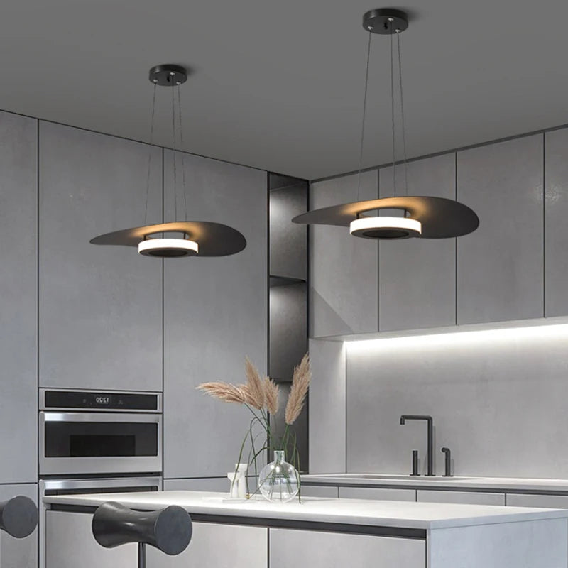 Suspension LED en métal au design nordique variable - vue 3 sur 12