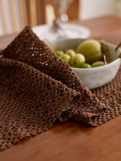 Chemin de table bohème nordique tissé pompons artisanaux - vue 6 sur 5