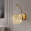 Nordische Wandleuchte aus Kristall im eleganten Design mit LED