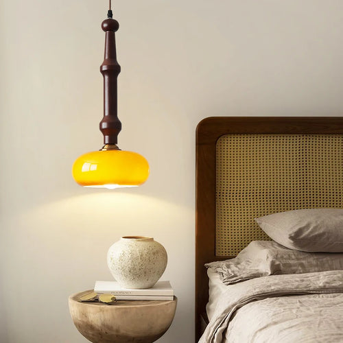 Pendelleuchte aus Kautschukholz und Glas für modernes Interieur - vue 2 sur 10