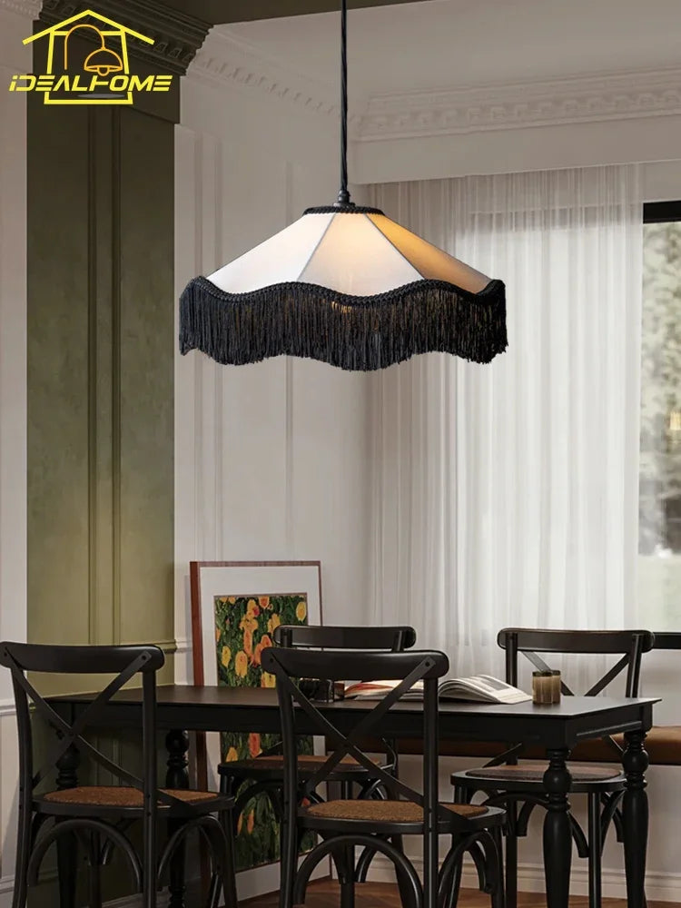 suspension décorative en tissu rétro design français avec pampilles - vue 5 sur 8