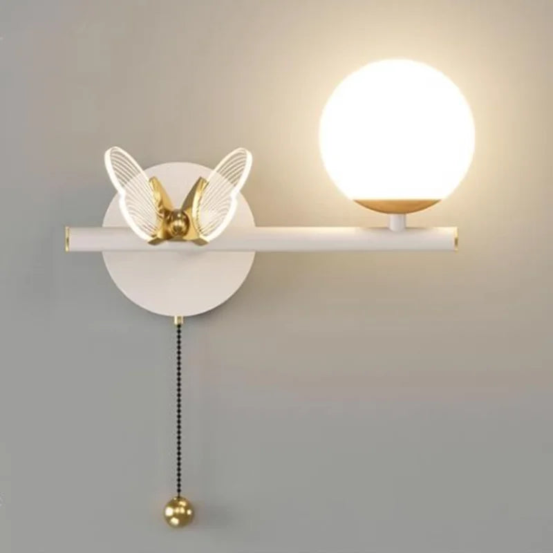 Applique murale LED en verre papillon au design nordique moderne - vue 6 sur 14