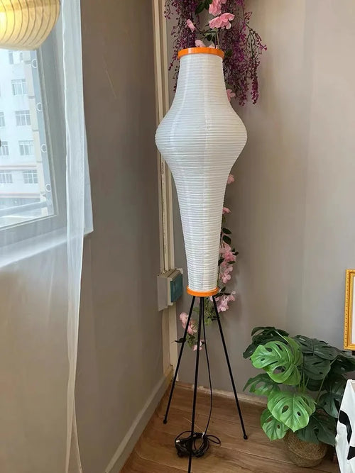 Japanischer Design-Stehleuchte aus Reispapier für modernes Interieur - vue 7 sur 7