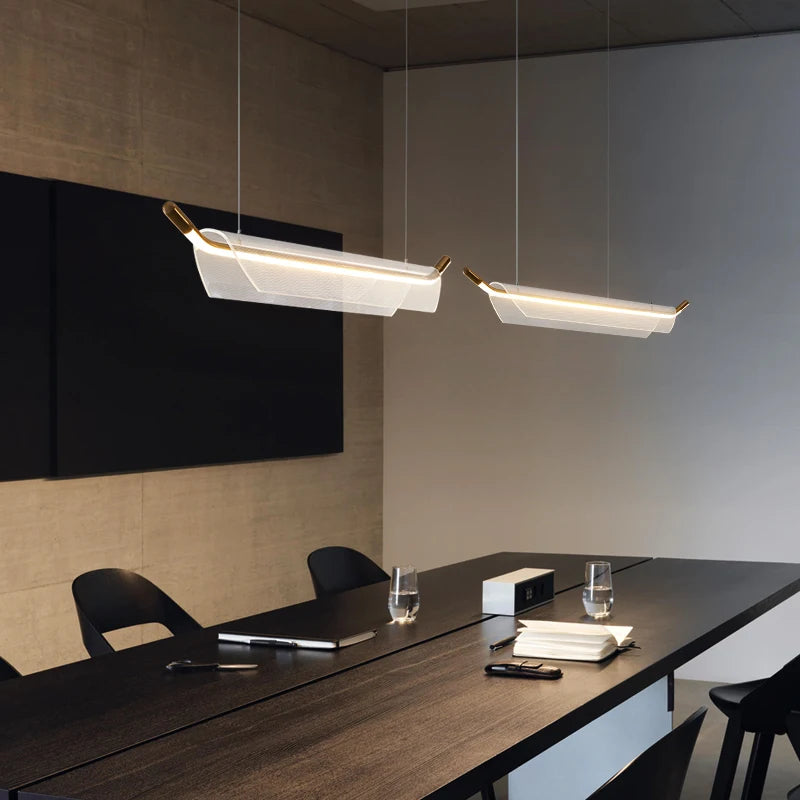 Minimalistische Designer-Pendelleuchte für moderne Restaurants und Bars - vue 5 sur 18