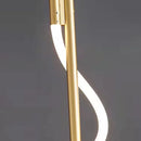 Moderne Wandleuchte mit Fernbedienung und Dimmfunktion