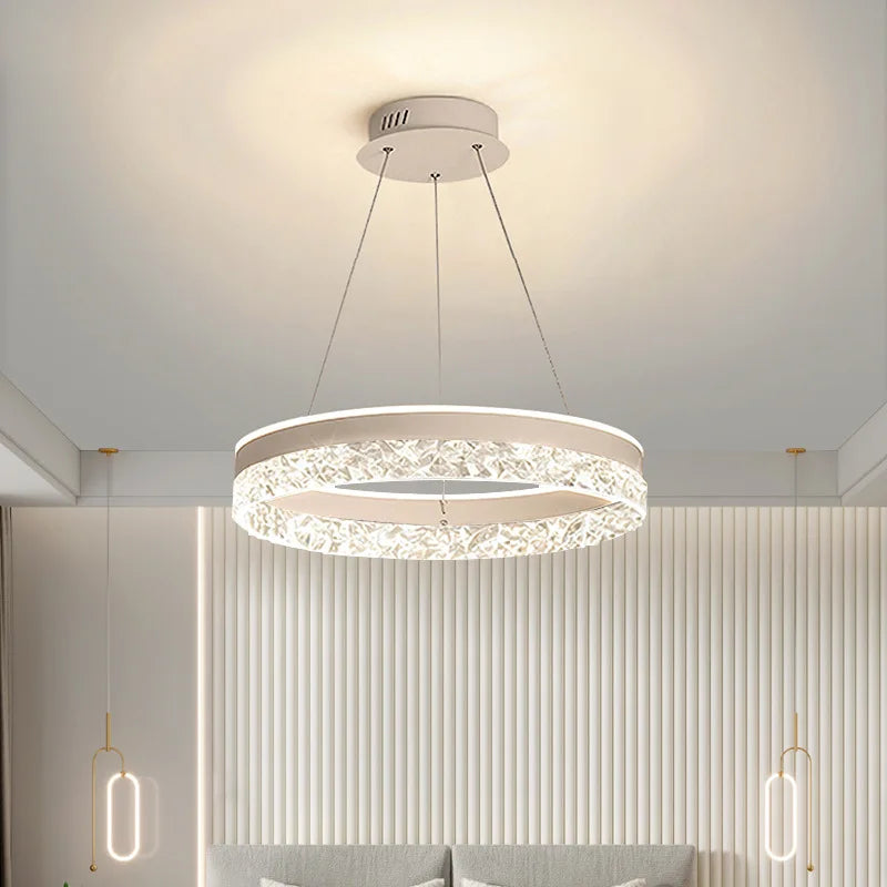 plafonnier led suspendu design minimaliste avec anneaux en cristal - vue 7 sur 9