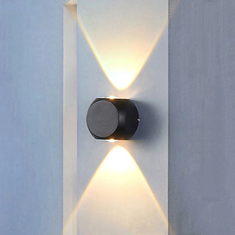 LED-Wandleuchte Halbkugel vierseitig für Außenbereich und Balkon - vue 4 sur 8