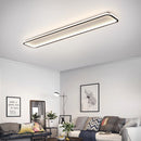Moderne LED-Deckenleuchte im minimalistischen Design mit langer Lichtleiste