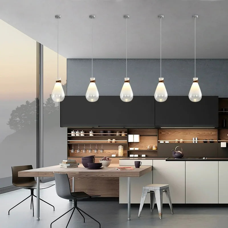 lustre moderne en verre design pour décoration intérieure élégante