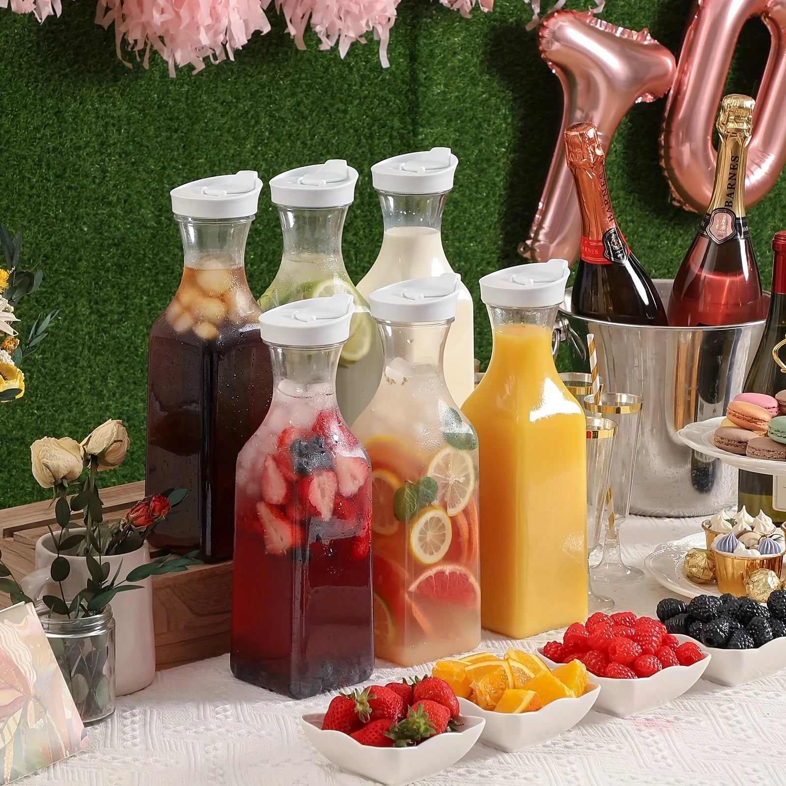 Carafe eau plastique avec couvercle usage fête polyvalente - vue 4 sur 6