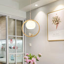 Moderne Pendelleuchte aus Holz mit integrierter LED