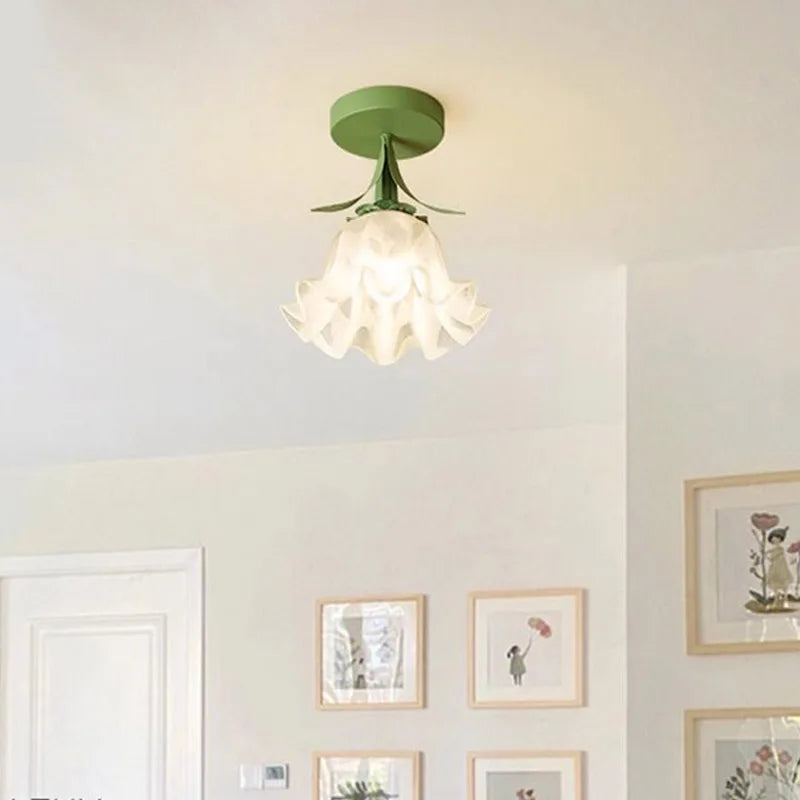 plafonnier style français simple avec lumière modelante de fleurs - vue 4 sur 10