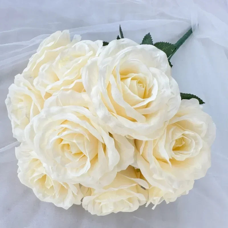bouquet de roses artificielles en soie pour décoration intérieure - vue 8 sur 28