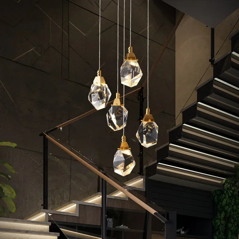 Lustre en cristal de diamant de luxe escalier grand salon - vue 4 sur 14
