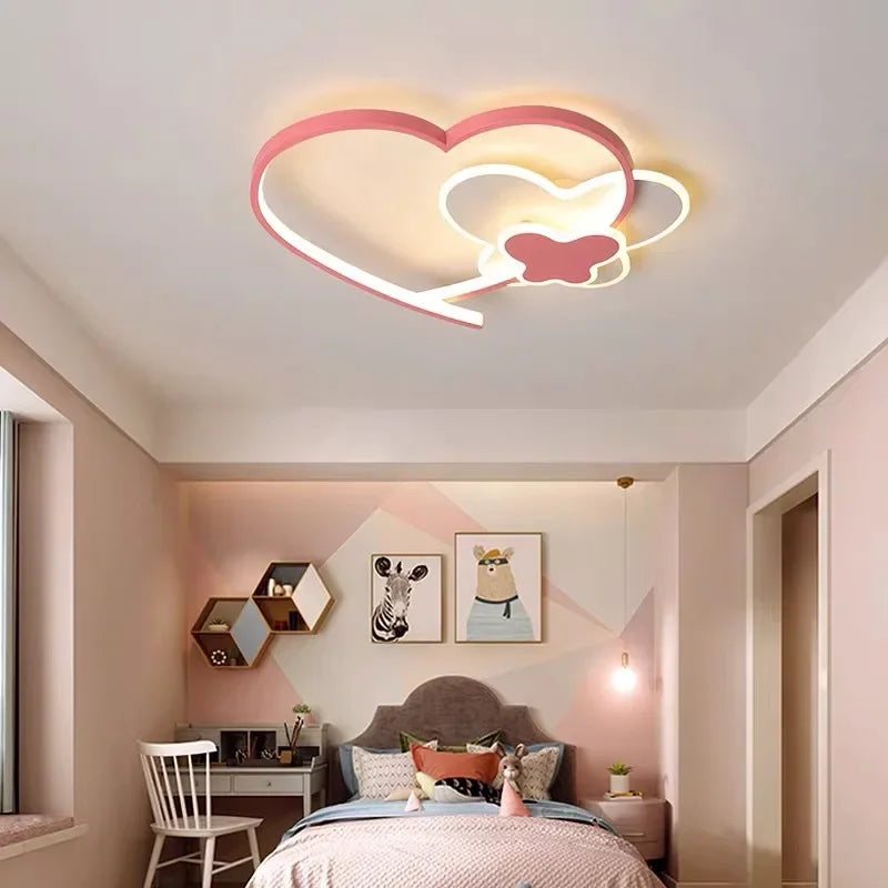 plafonnier LED chambre enfants en forme de coeur rose - vue 4 sur 10