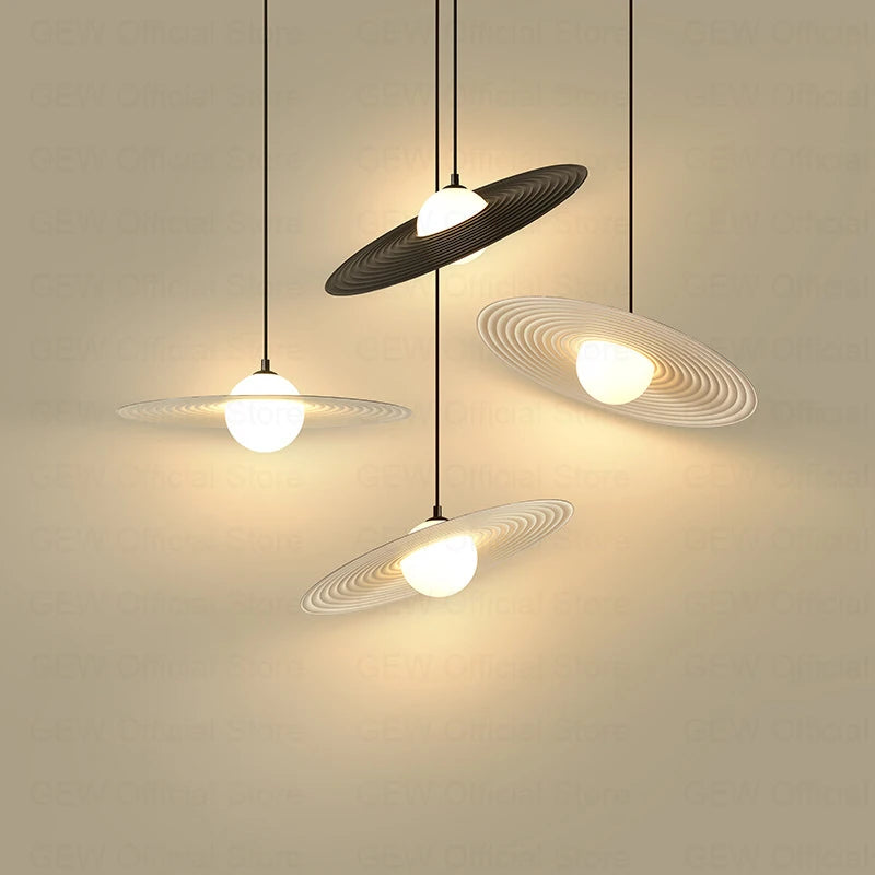 lampes suspendues ovni nordique moderne en fer et plastique pour décoration - vue 2 sur 8