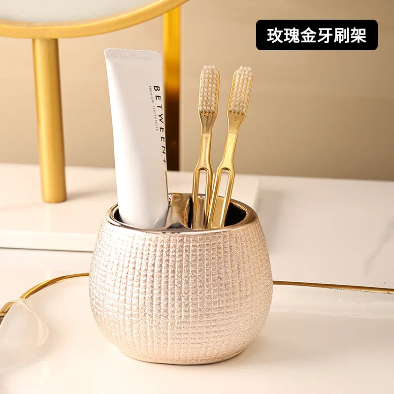 ensemble d'accessoires en céramique pour salle de bain hôtels - vue 8 sur 11