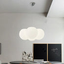 Moderner Kronleuchter aus Glas für elegante Inneneinrichtung