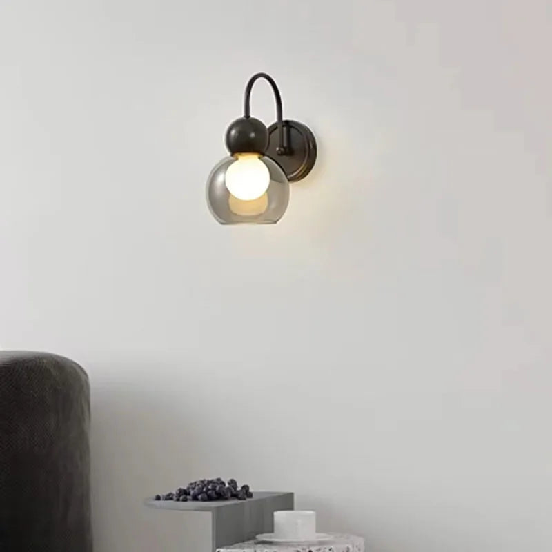 Applique murale moderne en verre et cuivre pour escaliers - vue 3 sur 10